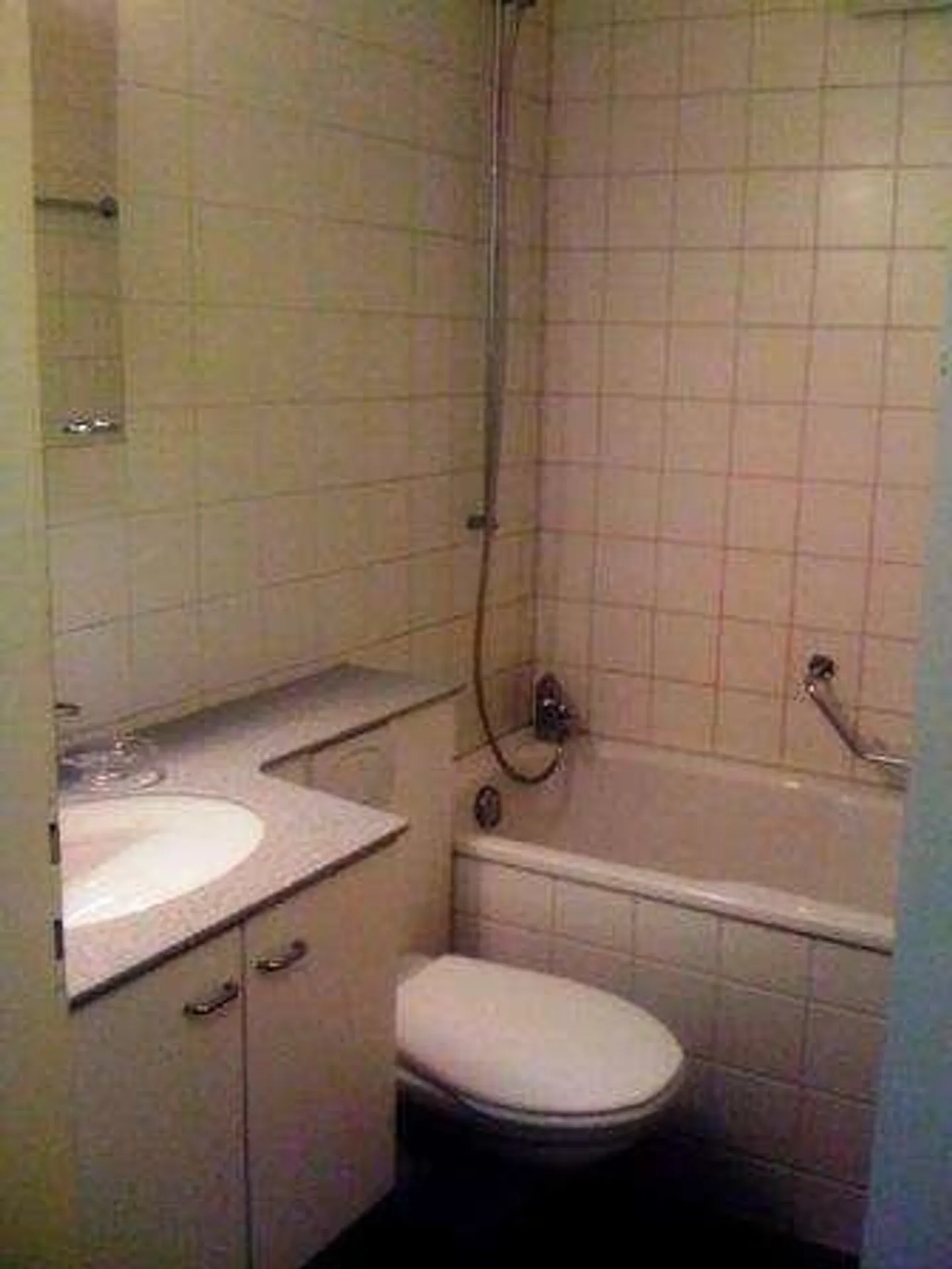 Aare and City Next Door - Photo 6 of 6