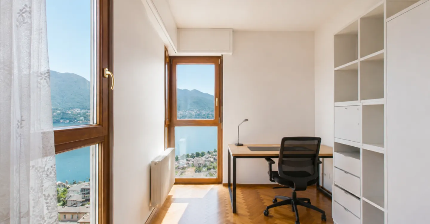 Außergewöhnliche 3,5-Zimmer-Wohnung mit Seeblick in Pazzallo - Foto 6 von 10
