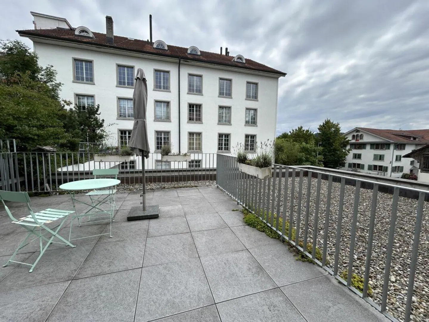Appartamento luminoso di 2,5 stanze con ampia terrazza - Foto 5 di 5