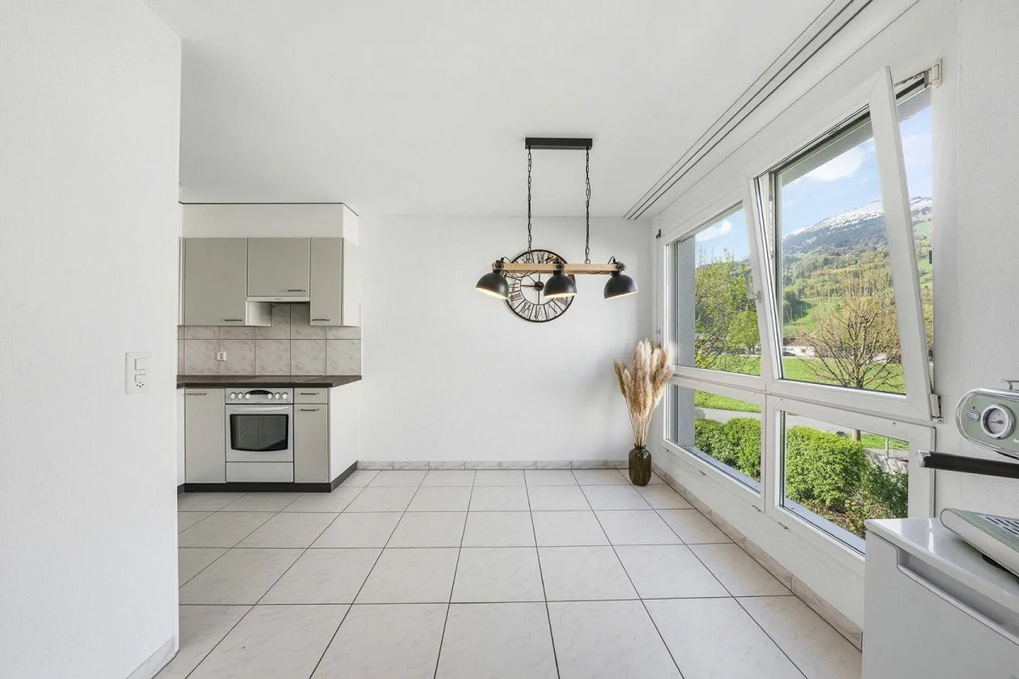 2.5-room apartment - Photo 5 of 11