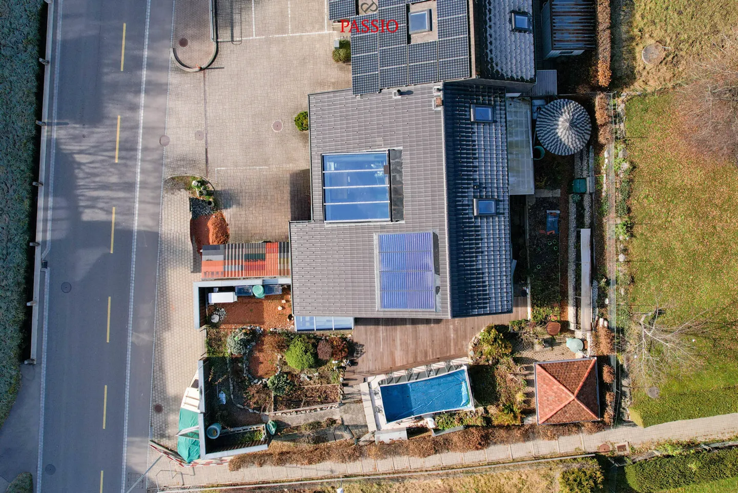 Casa bifamiliare di 7 stanze con studio, spazio commerciale e vista sulle Alpi - Foto 12 di 13