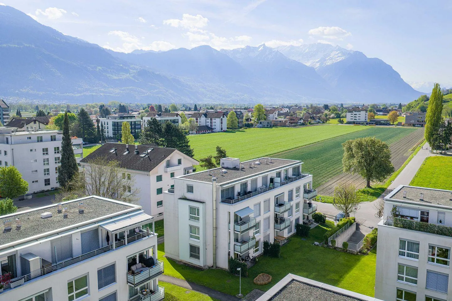 2.5-room apartment - Photo 10 of 11