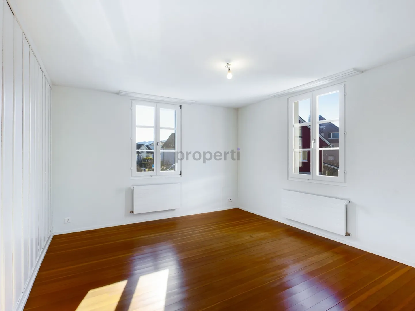 Apartment for rent - Photo 4 of 9