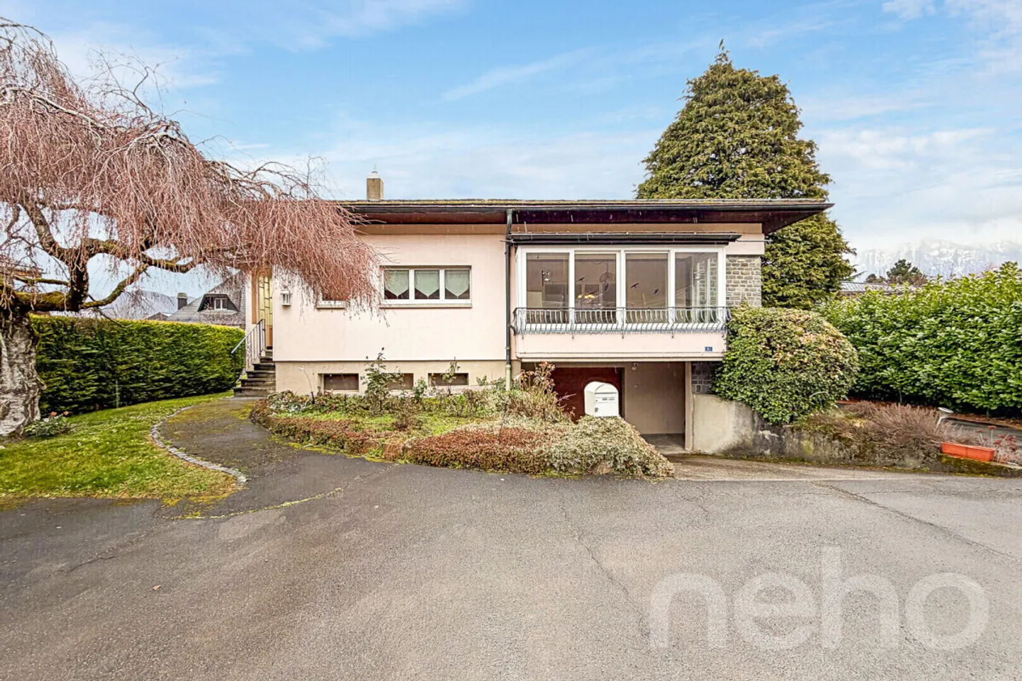 Villa familiare con grande potenziale di espansione - Foto 3 di 12