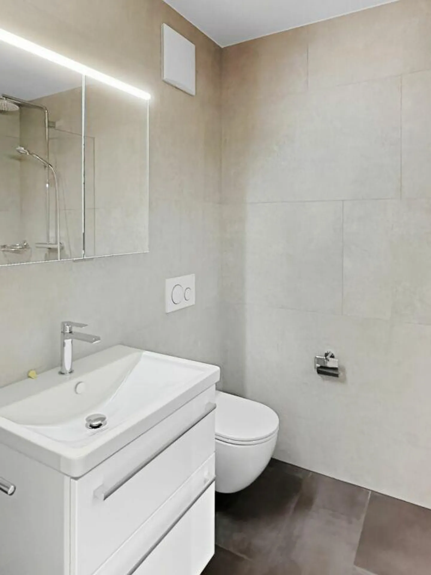 Moderno appartamento di 3,5 stanze in affitto a Bettwiesen - Foto 4 di 8