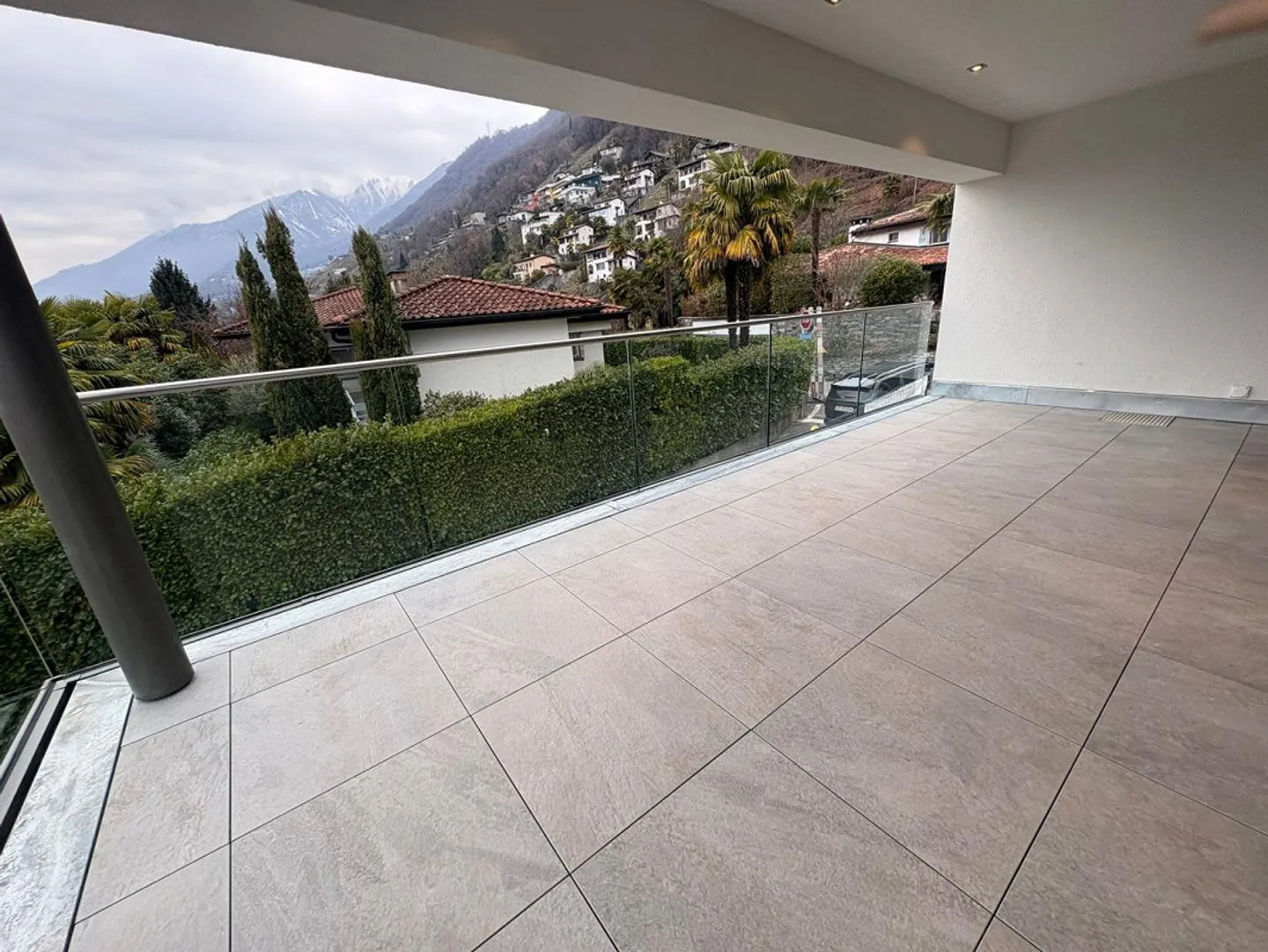 Moderne Villa mit Seeblick - Foto 22 von 38