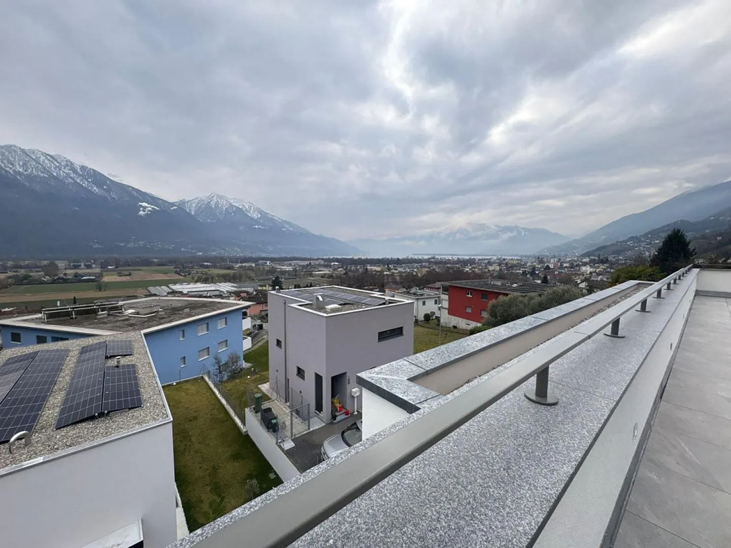 Moderne Villa mit Seeblick - Foto 28 von 38