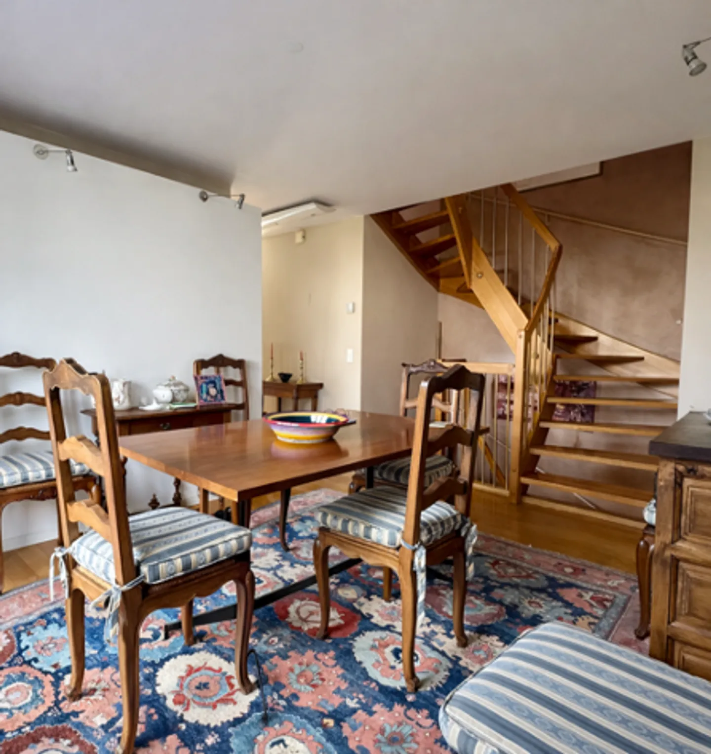 7-room House - Photo 3 of 5