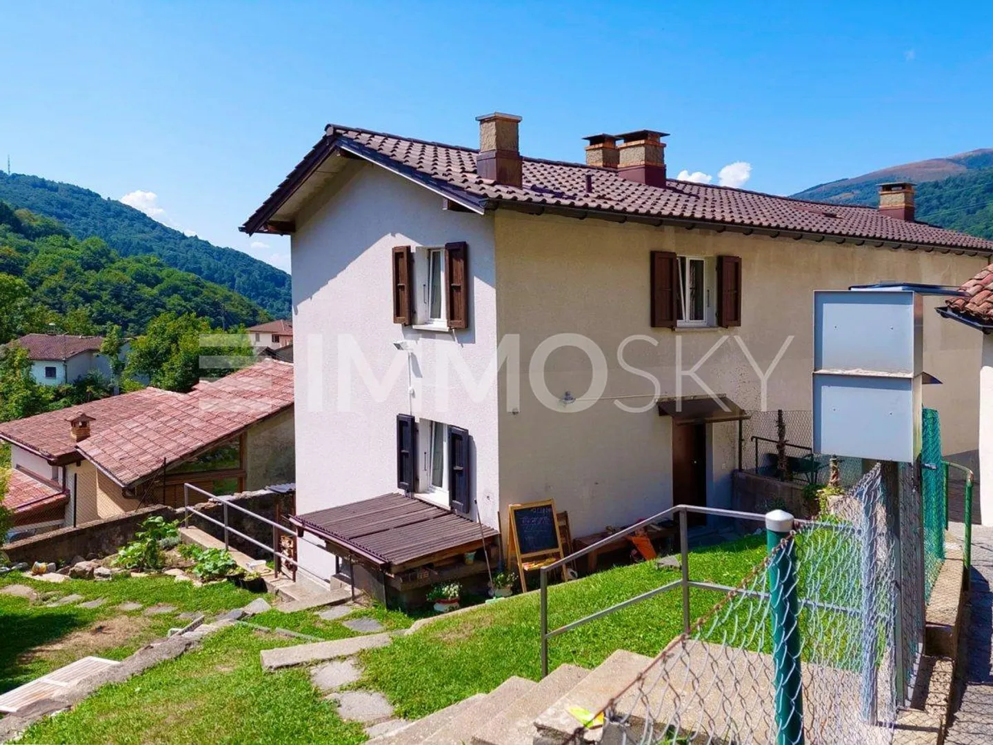 Casa plurifamiliare a Lugano - Foto 1 di 5