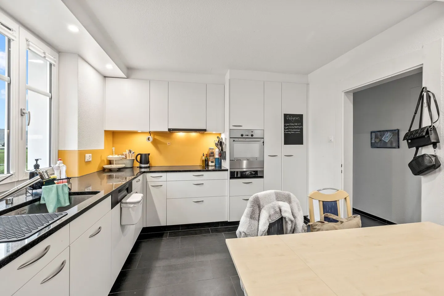 Casa a 2 famiglie a Suhr con grande potenziale - Foto 11 di 20