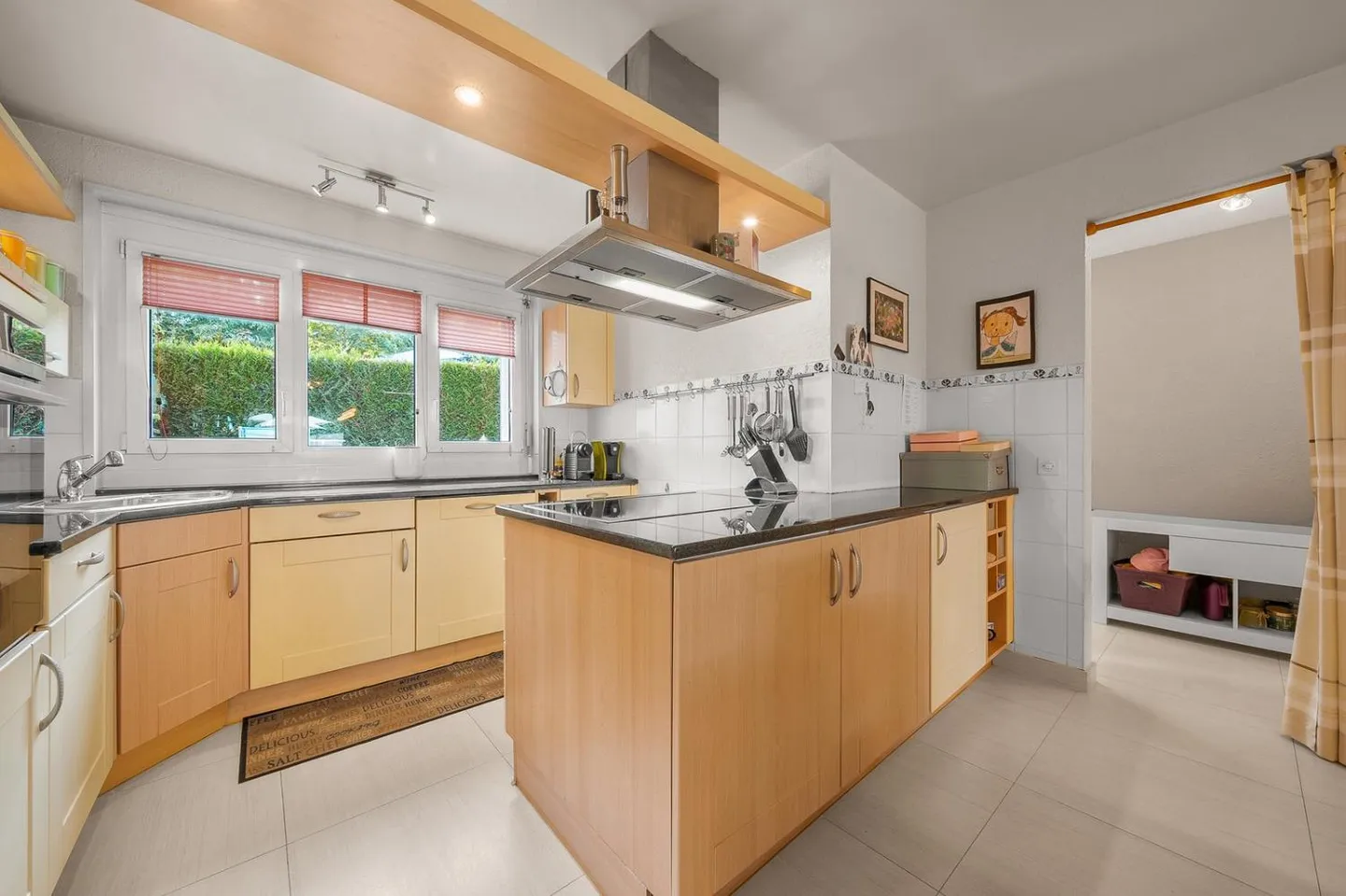 Bella casa familiare nel cuore del villaggio di Echandens - Foto 5 di 10