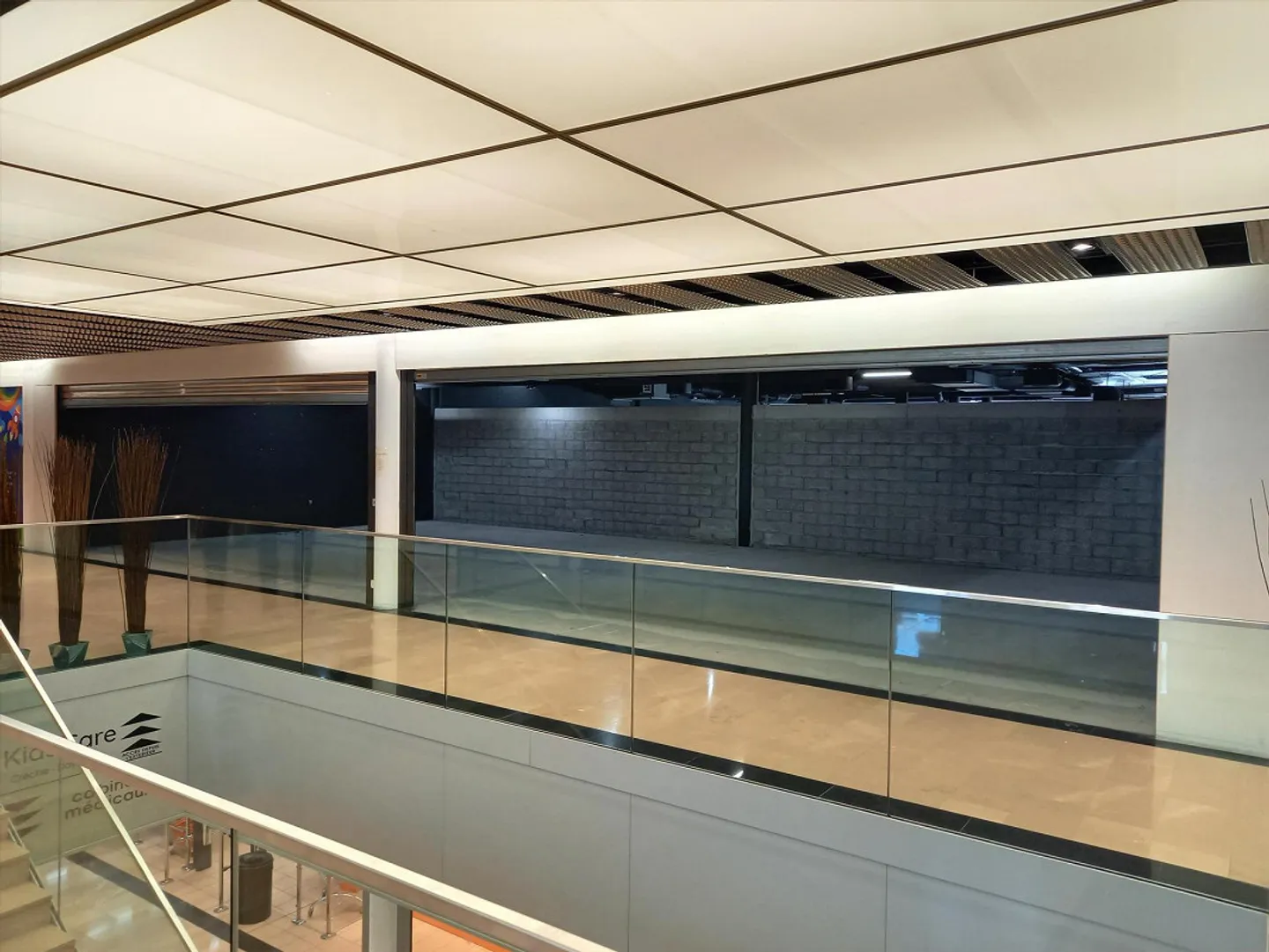 Spazio commerciale di 124 m² - Visibilità nel centro commerciale Centre C... - Foto 2 di 4