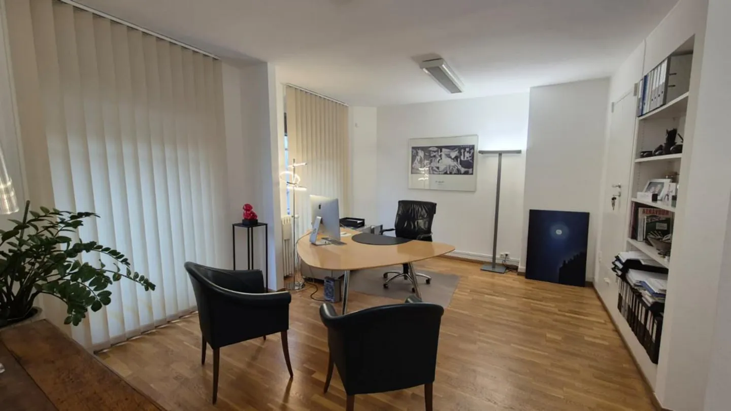 CESSIONE DI LOCAZIONE - SPAZIO COMMERCIALE ECCEZIONALE (87 m²) - Foto 1 di 5