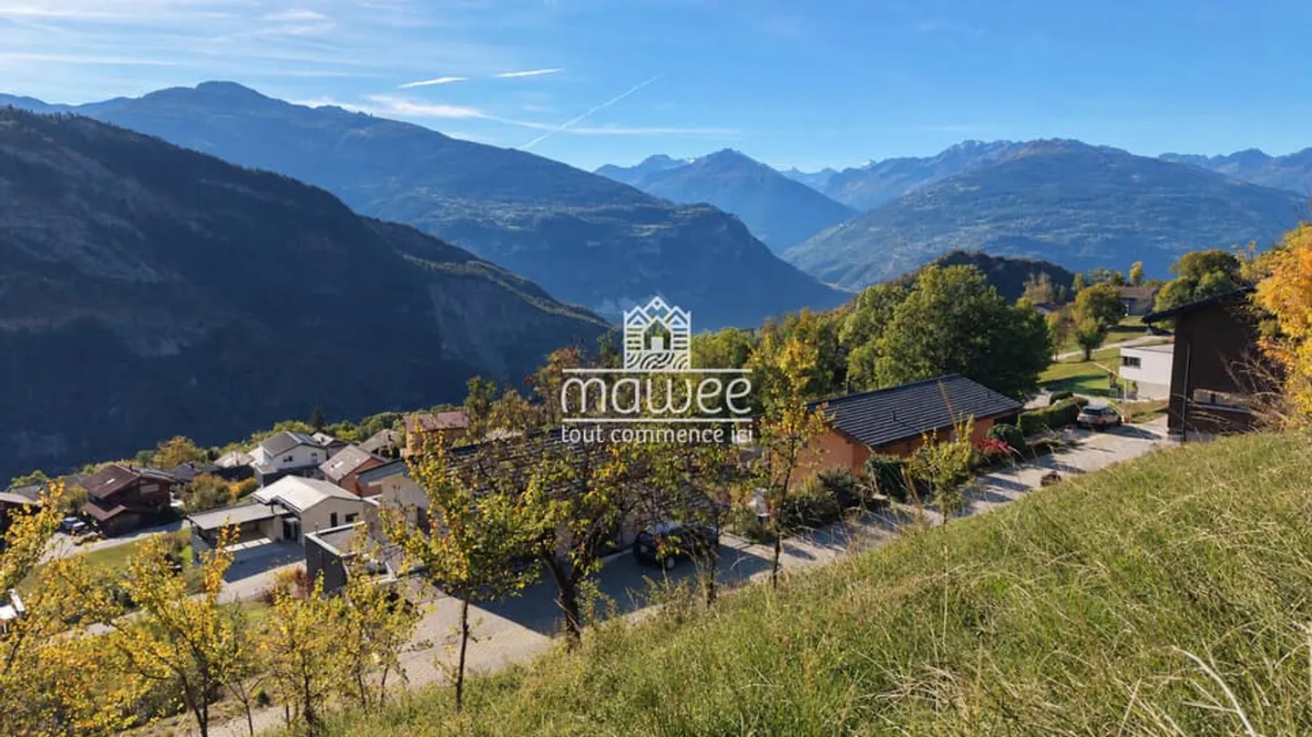 Building plot of 860 m² in Fortunau - Clear view and peaceful setting - Photo 1 of 4