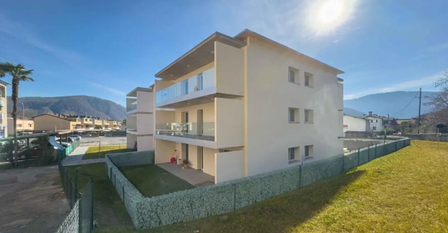 Appartement de 3,5 pièces à Caslano, Canton du T.I. - Moderne, raffiné et central - Foto 1 di 8