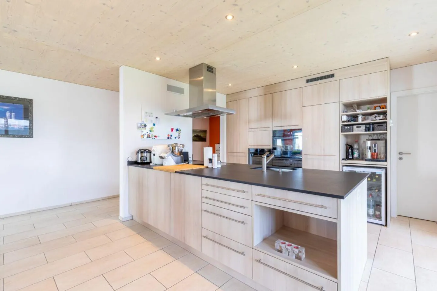 Spacious Single-Family Home with Garden - Photo 3 of 11