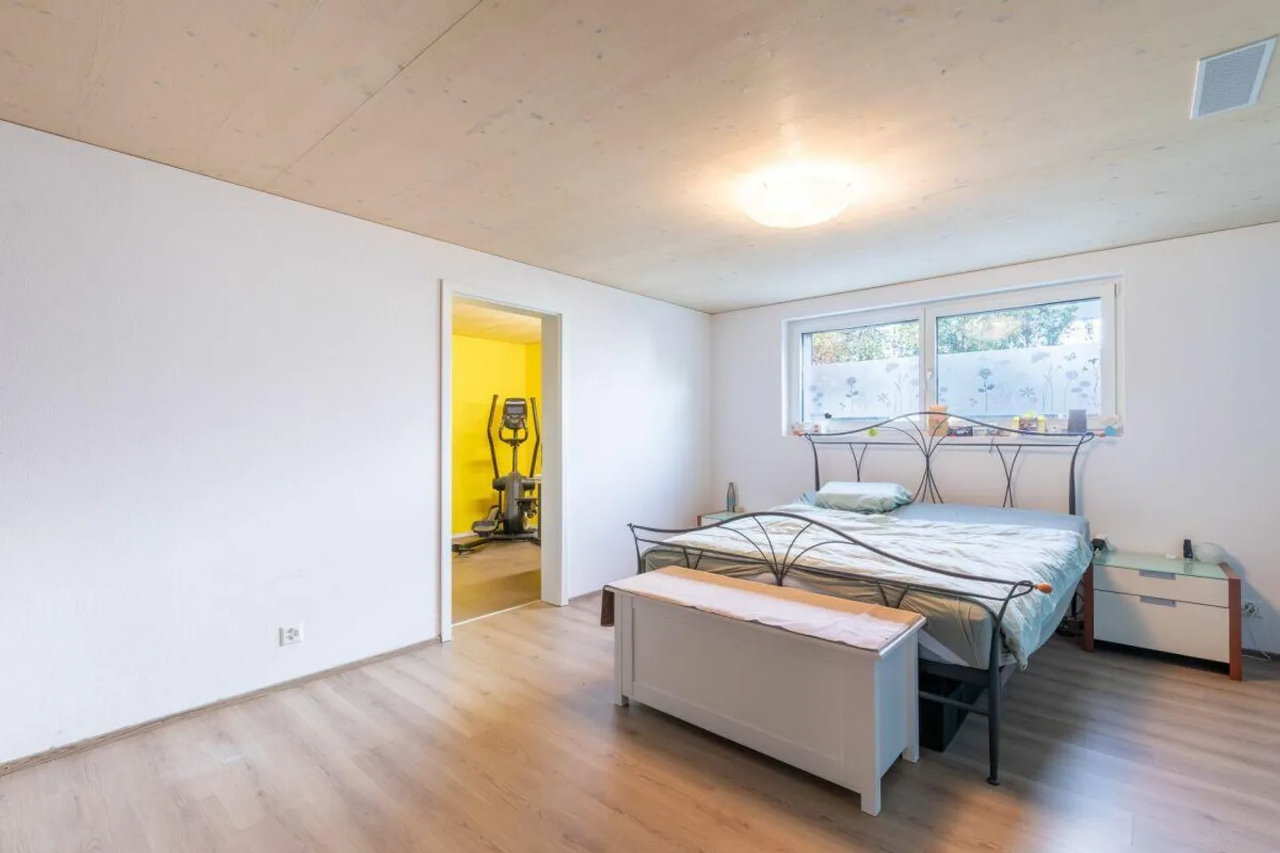 Spacious Single-Family Home with Garden - Photo 7 of 11