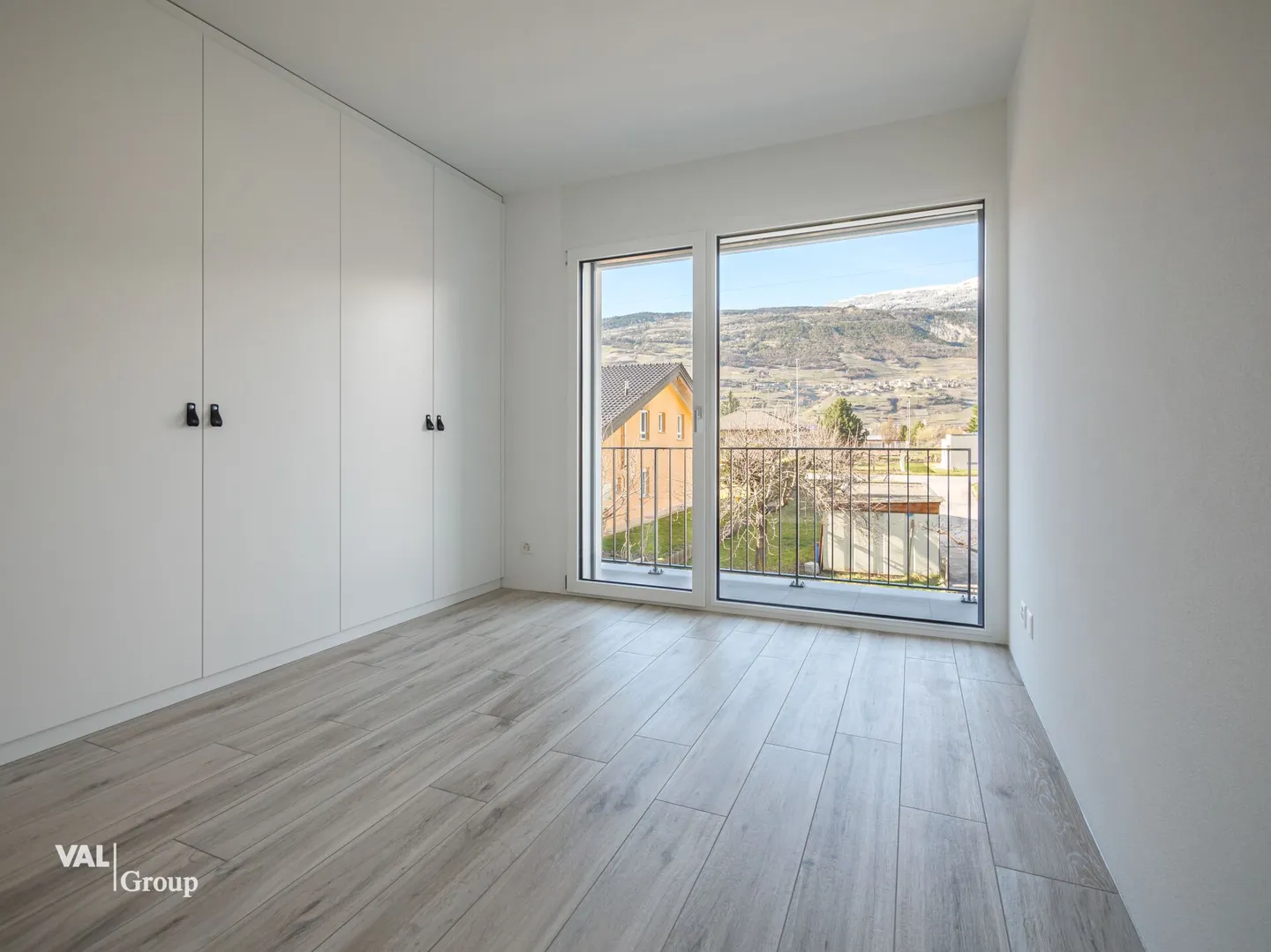 Last Row House Villa, 100% Independent - Photo 9 of 13