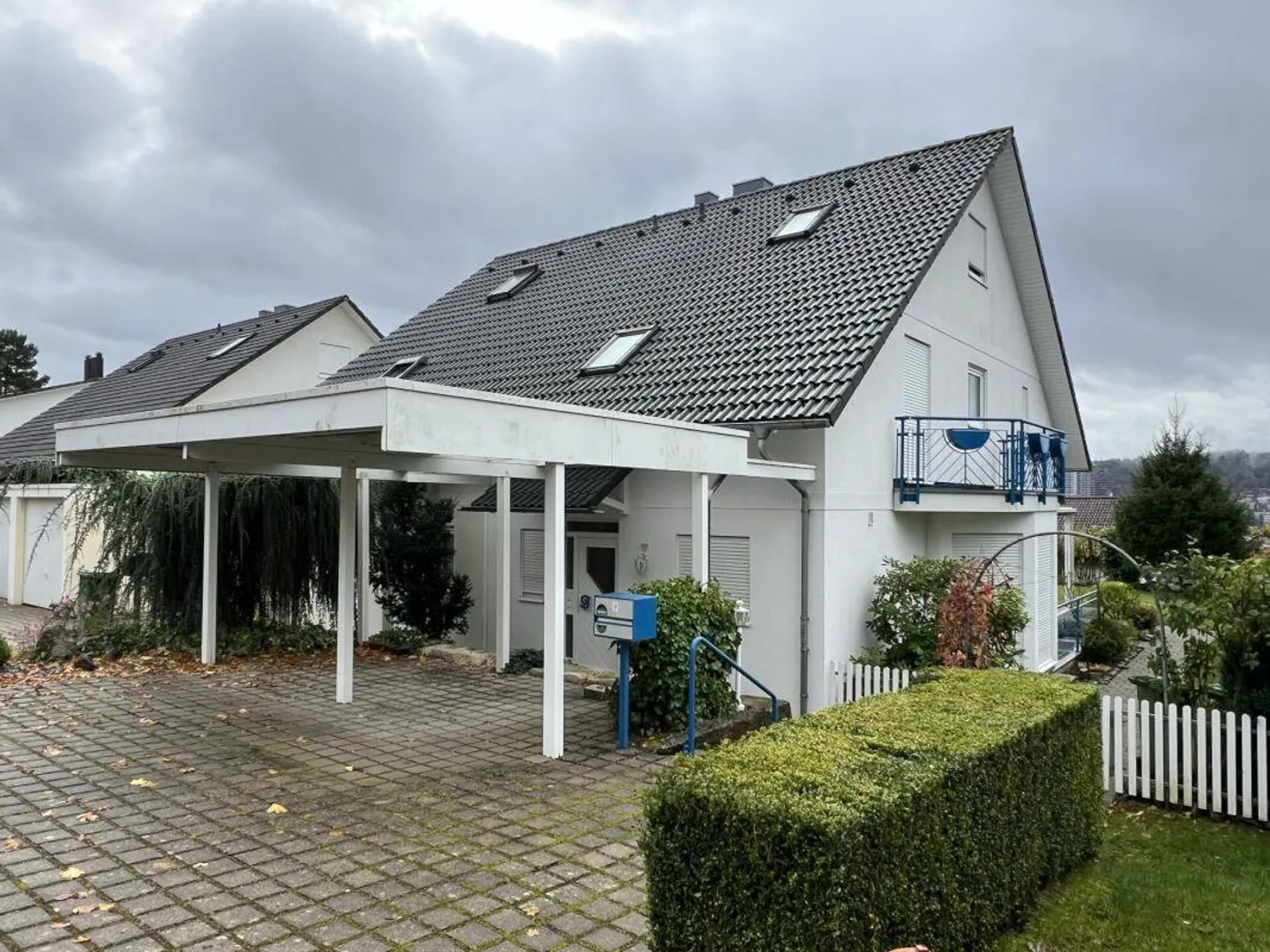 IDILLO DEL GIARDINO IN UNA POSIZIONE TRANQUILLA - Foto 1 di 17