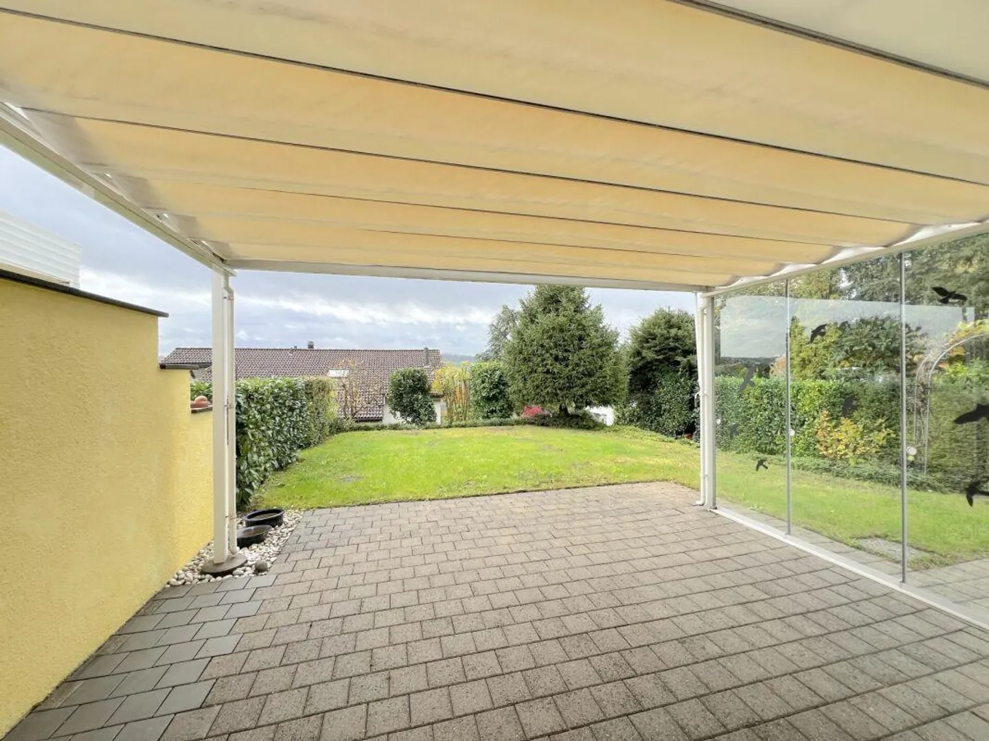 IDILLO DEL GIARDINO IN UNA POSIZIONE TRANQUILLA - Foto 5 di 17