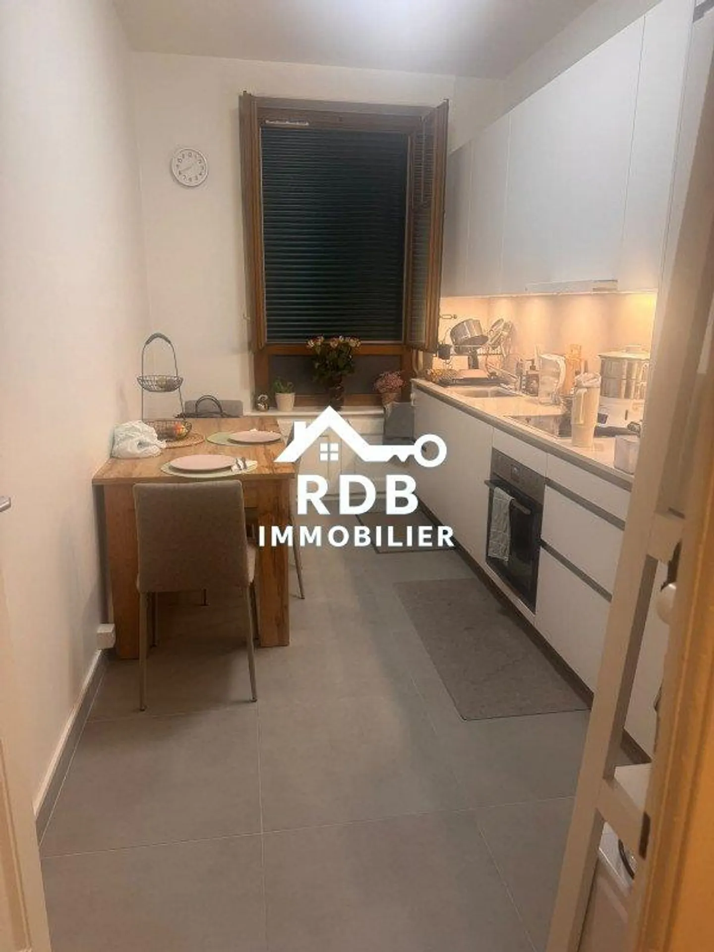 Appartement lumineux au rez-de-chaussée - Photo 4 sur 5
