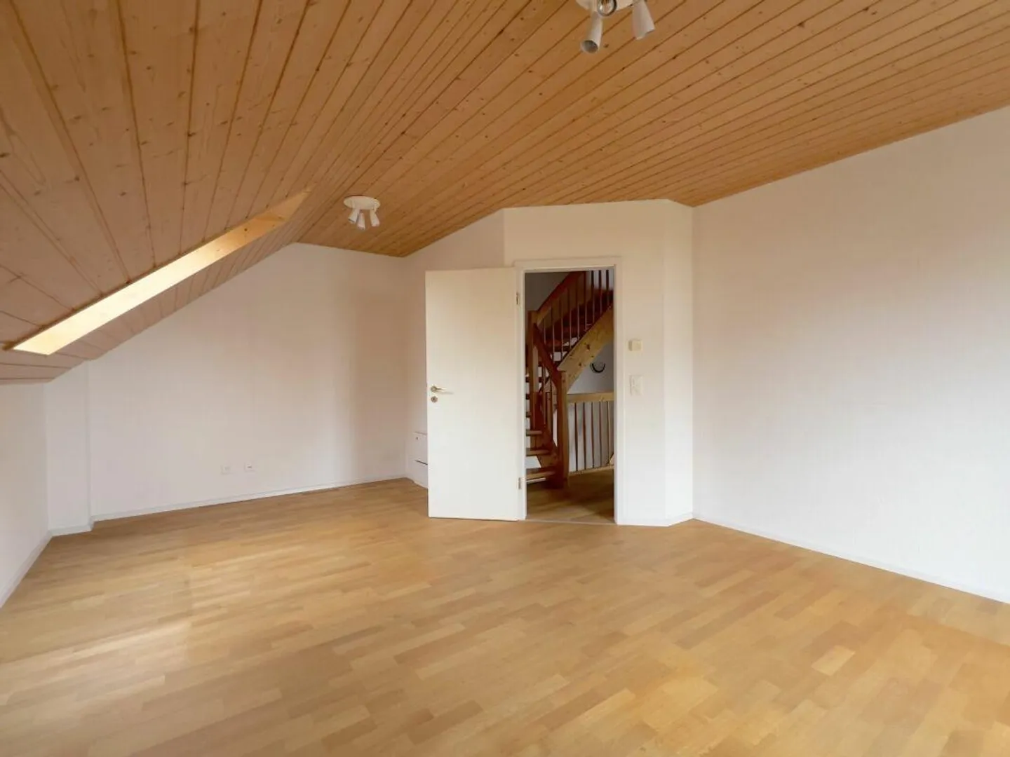 IDILLO DEL GIARDINO IN UNA POSIZIONE TRANQUILLA - Foto 13 di 17