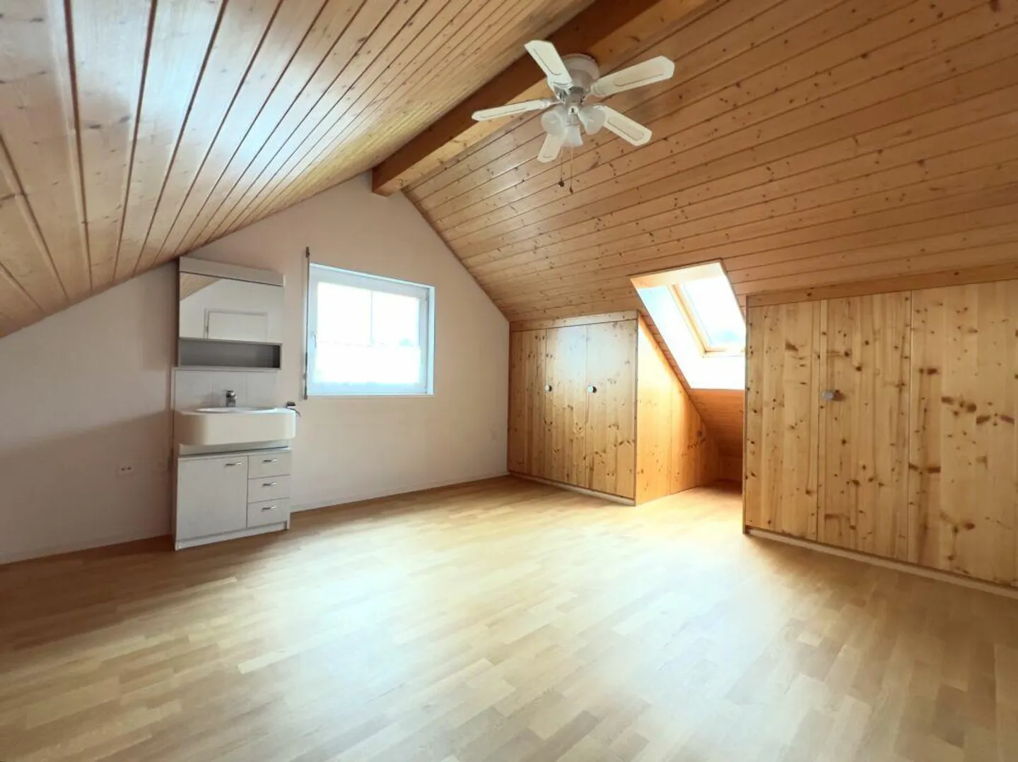 IDILLO DEL GIARDINO IN UNA POSIZIONE TRANQUILLA - Foto 14 di 17