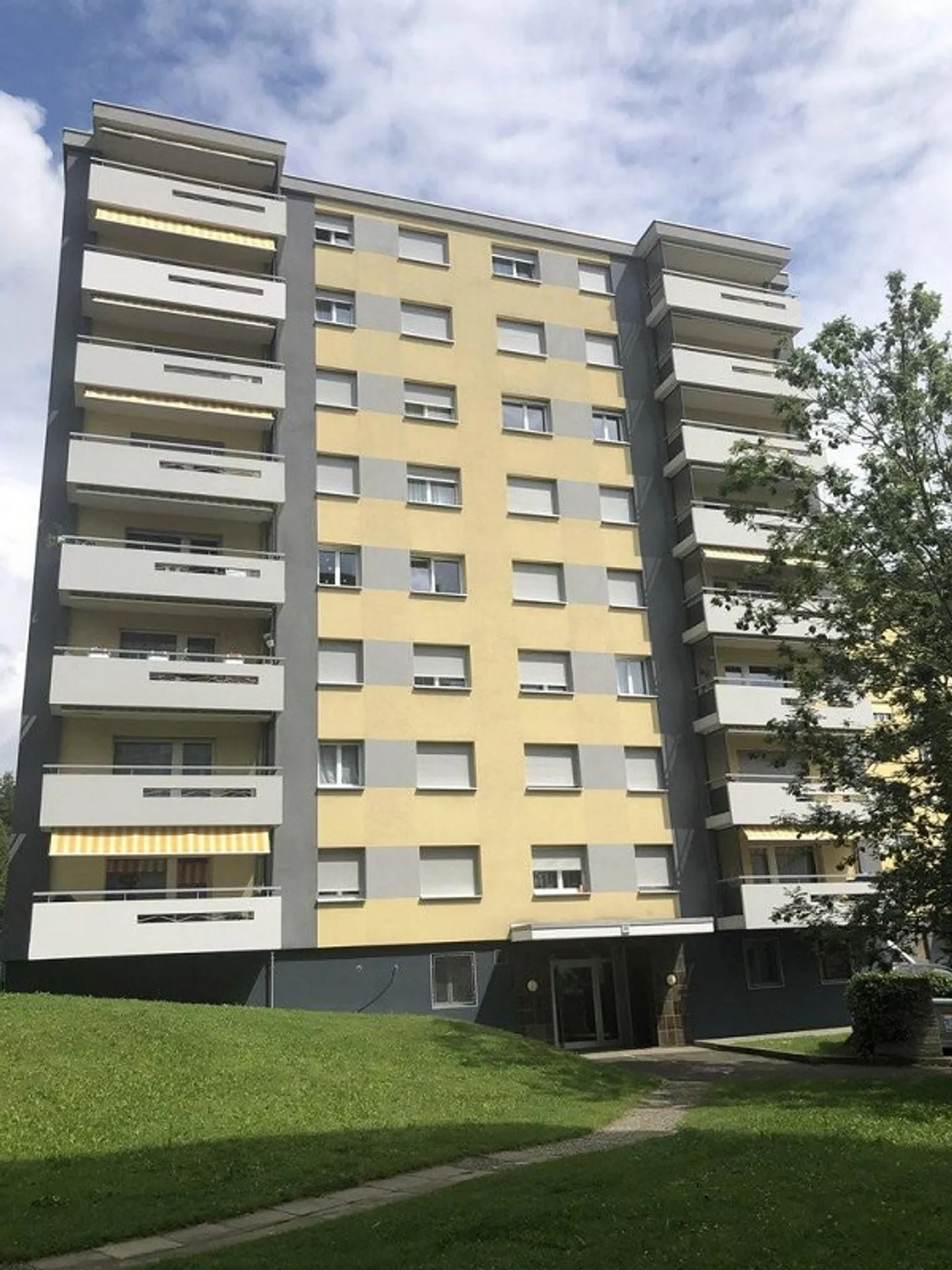 Il tuo appartamento vicino alla città - Foto 1 di 11