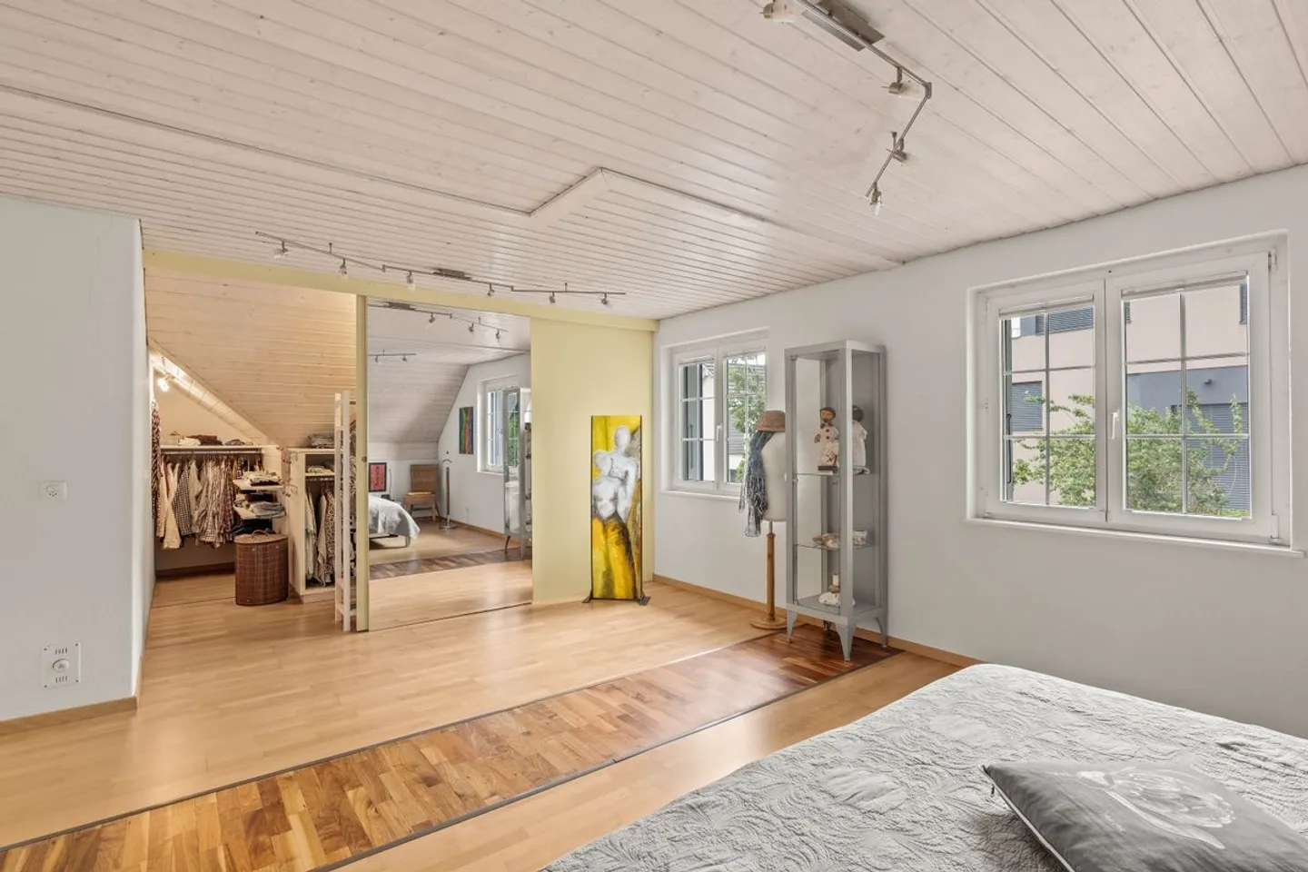 «Wohnfläche mit 300m² und praktisch keinen Energiekosten» - Foto 5 von 13