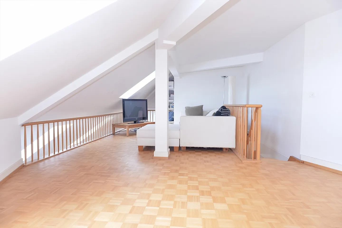 Spazioso appartamento di 4 locali nel quartiere Gallus - Foto 8 di 12