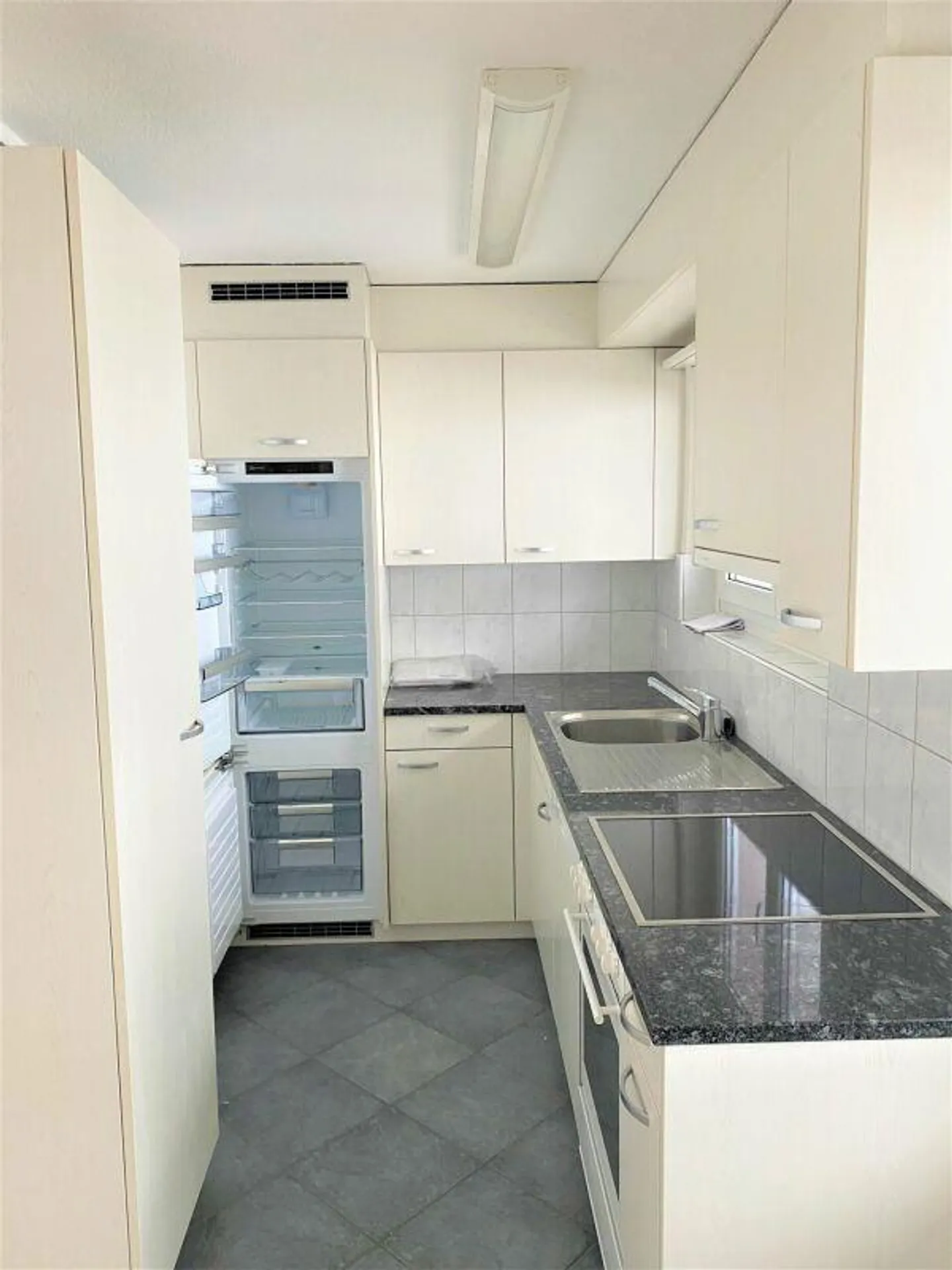 Bienvenue chez vous : Vivre confortablement à Herisau ! - Photo 2 sur 8