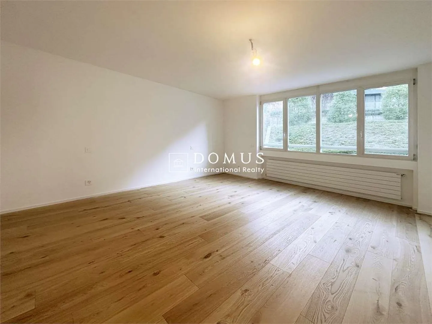 New and Elegant 4.5 Rooms Lake Front - Photo 7 of 8