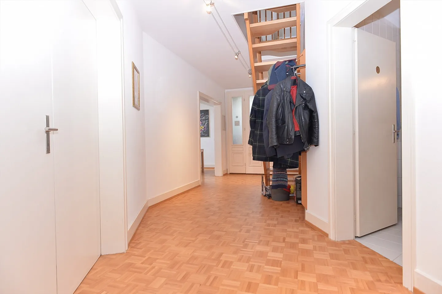 Spazioso appartamento di 4 locali nel quartiere Gallus - Foto 11 di 12