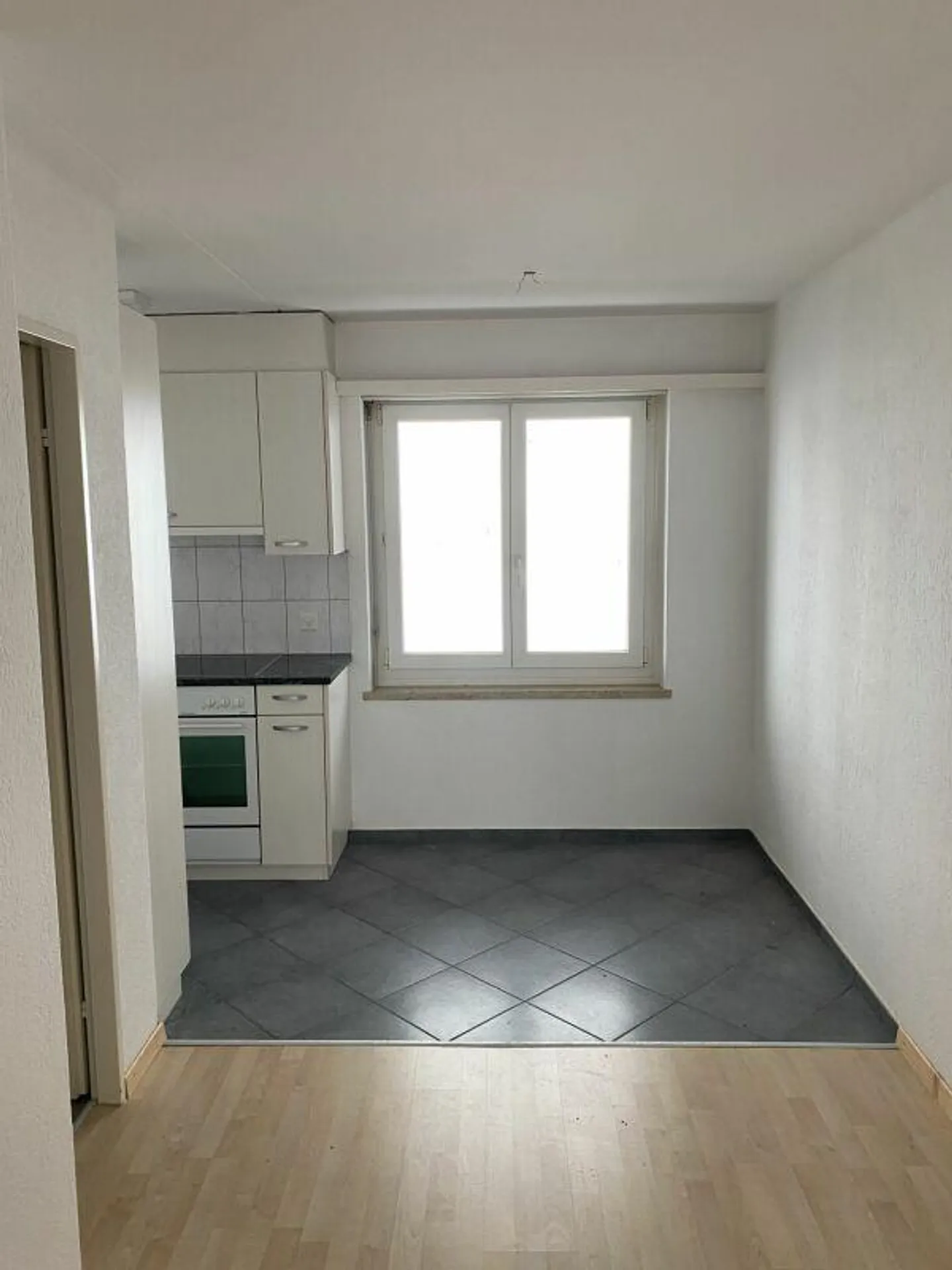 Bienvenue chez vous : Vivre confortablement à Herisau ! - Photo 3 sur 8