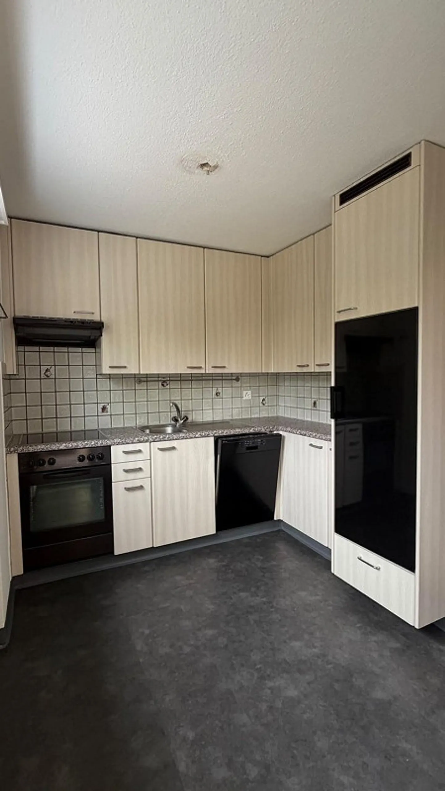 Familienfreundliches Apartment mit Balkon - Foto 2 von 7