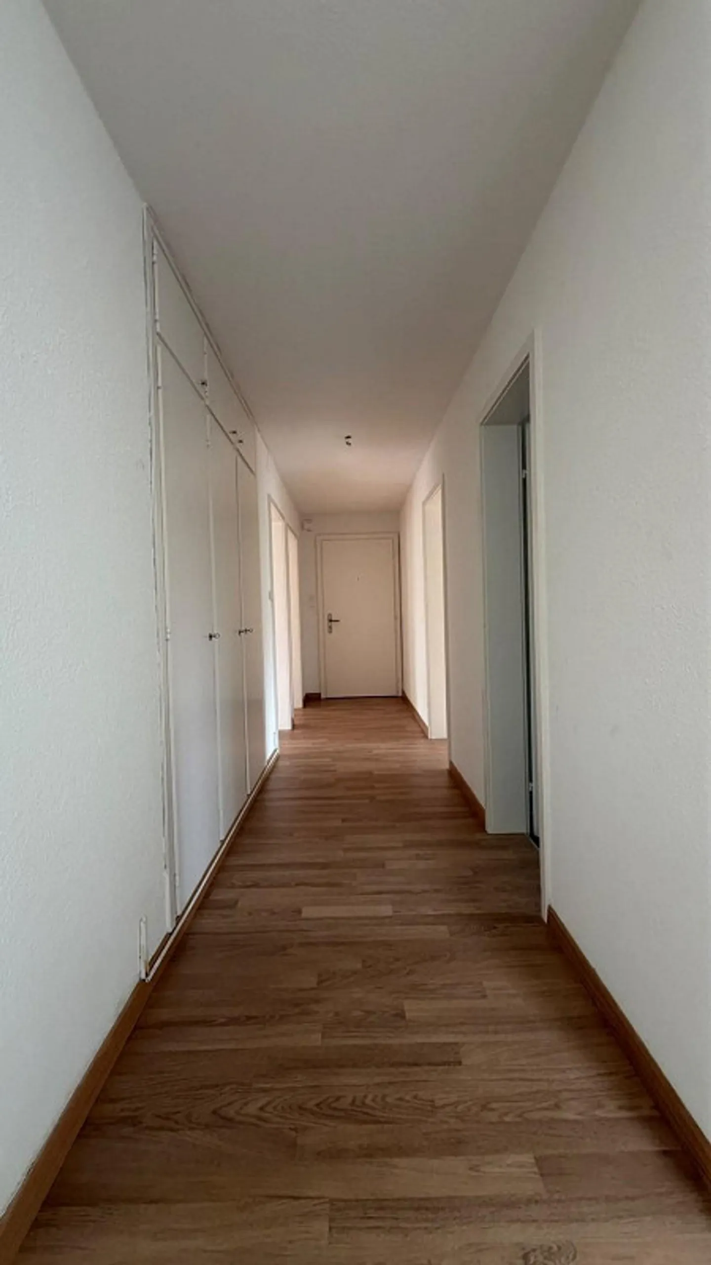 Familienfreundliches Apartment mit Balkon - Foto 7 von 7