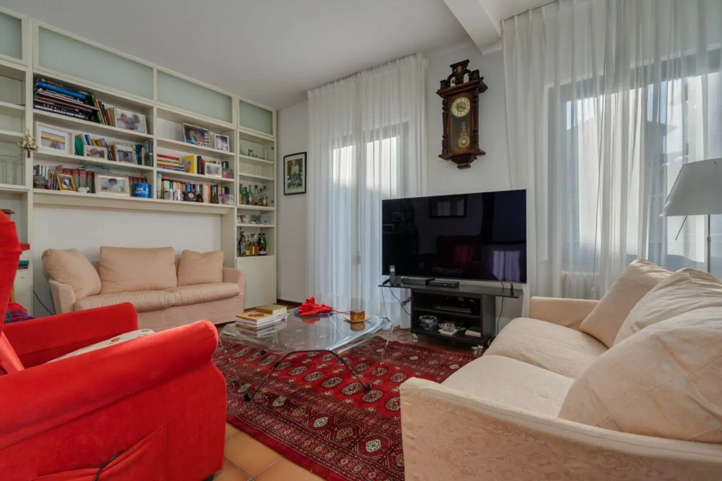 GRAVESANO · VILLA INDIPENDENTE NEL CENTRO STORICO CON GRANDE TERRAZZA - Foto 2 di 11