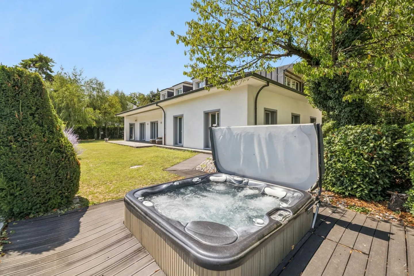 Aussergewöhnliches Herrenhaus in Gravelone - Foto 2 von 13