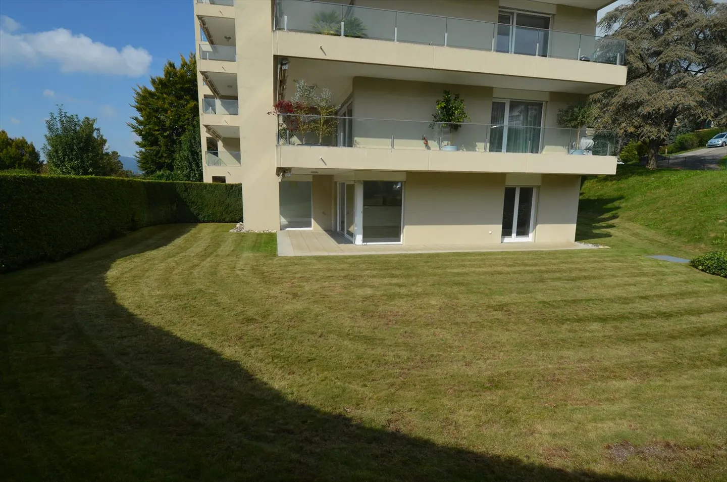 Wohnung mit Terrasse 5,5 Zimmer - Foto 1 von 20