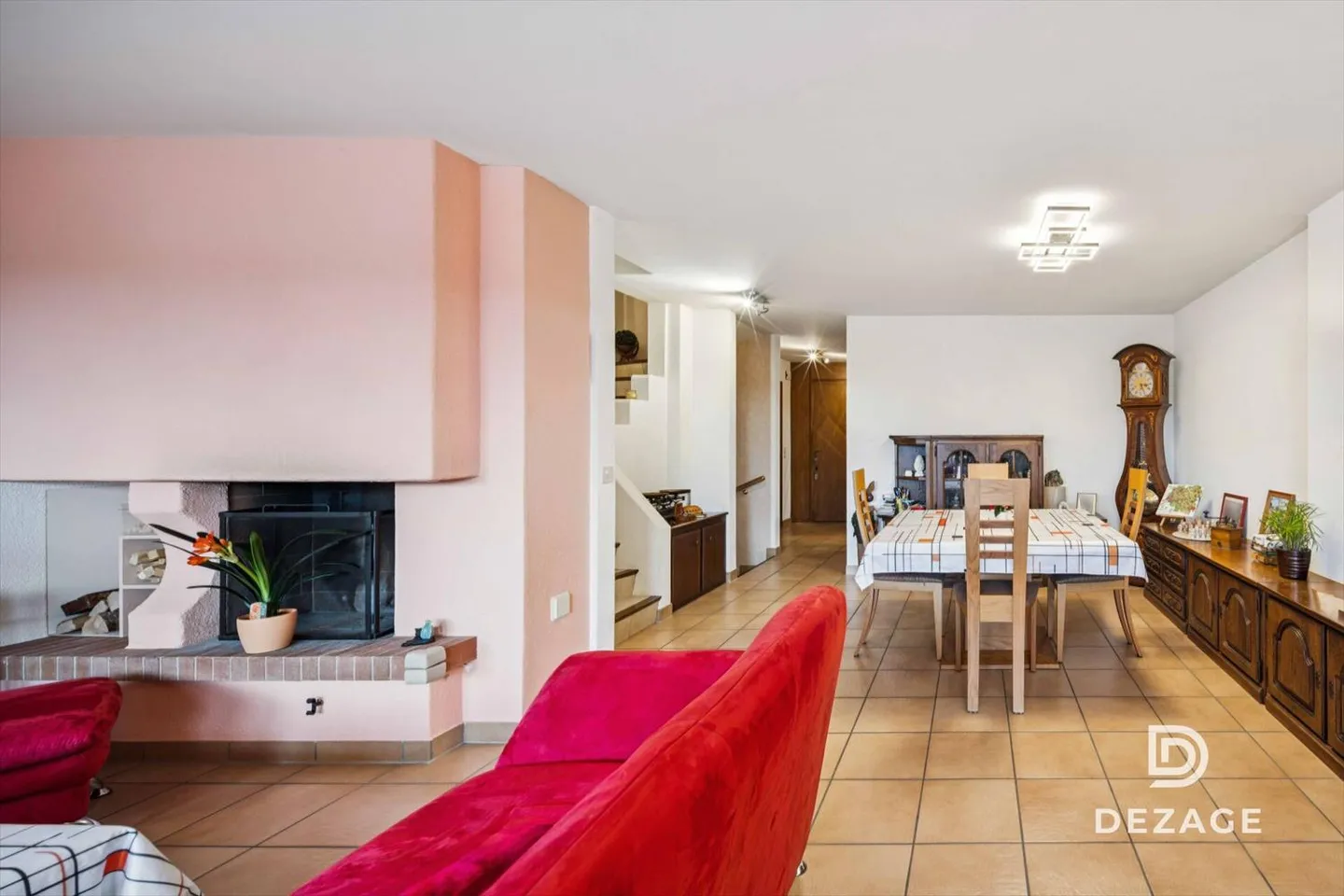 Quartier calme, belle vue sur le Jura : jolie villa familiale à 15 minutes de Lausanne ! - Photo 5 sur 13