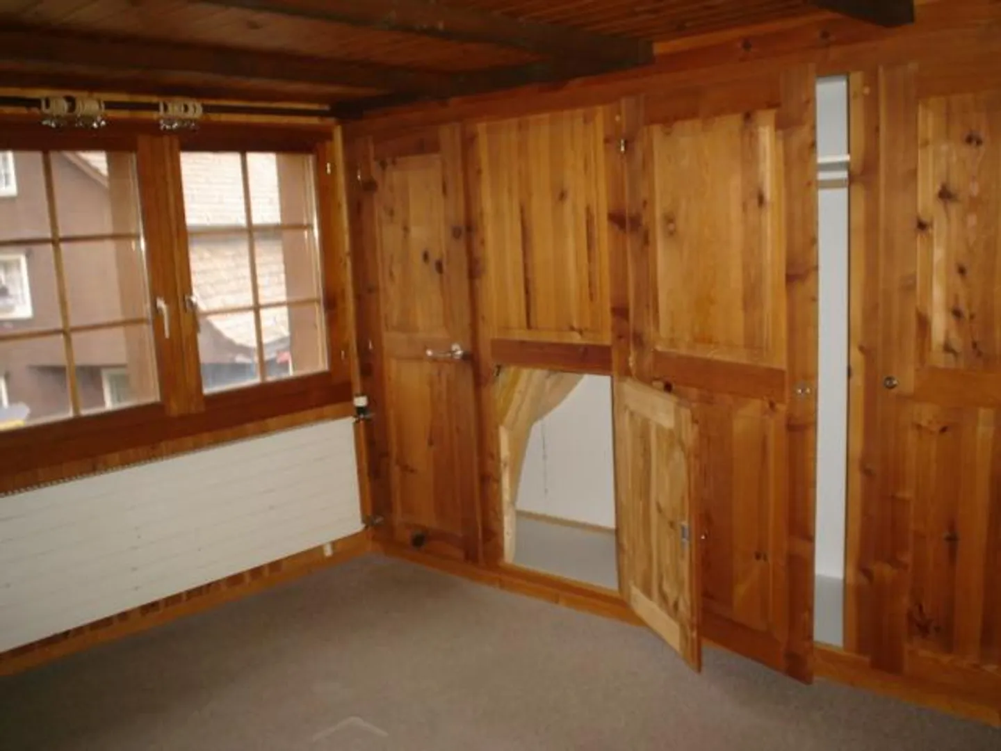 Geräumige Wohnung mit Zentralheizung - Foto 5 von 9