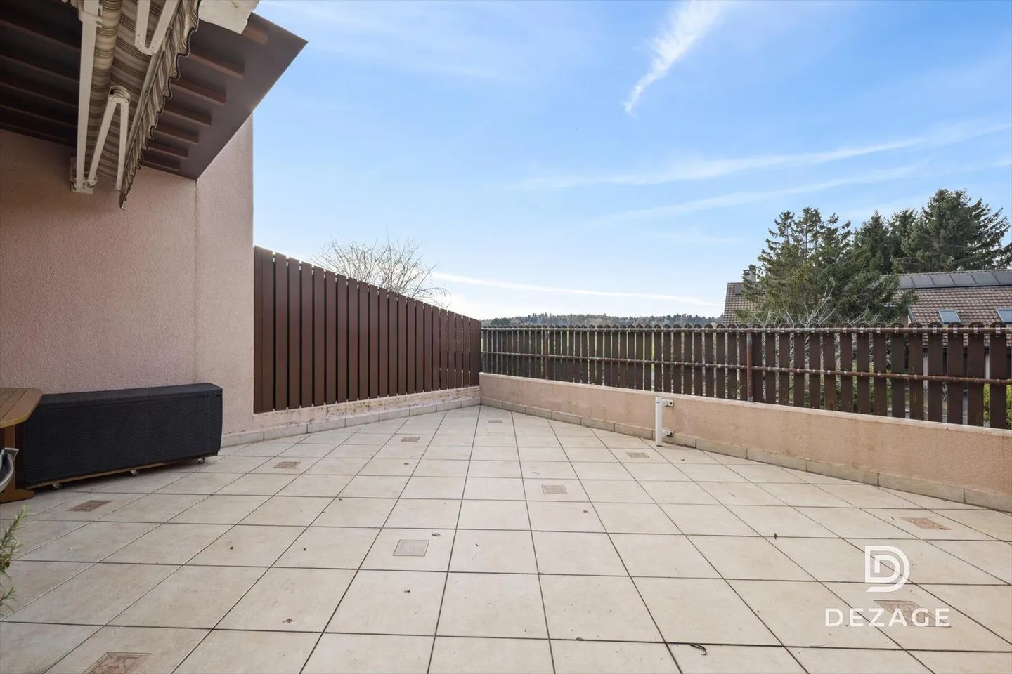 Quartier calme, belle vue sur le Jura : jolie villa familiale à 15 minutes de Lausanne ! - Photo 11 sur 13