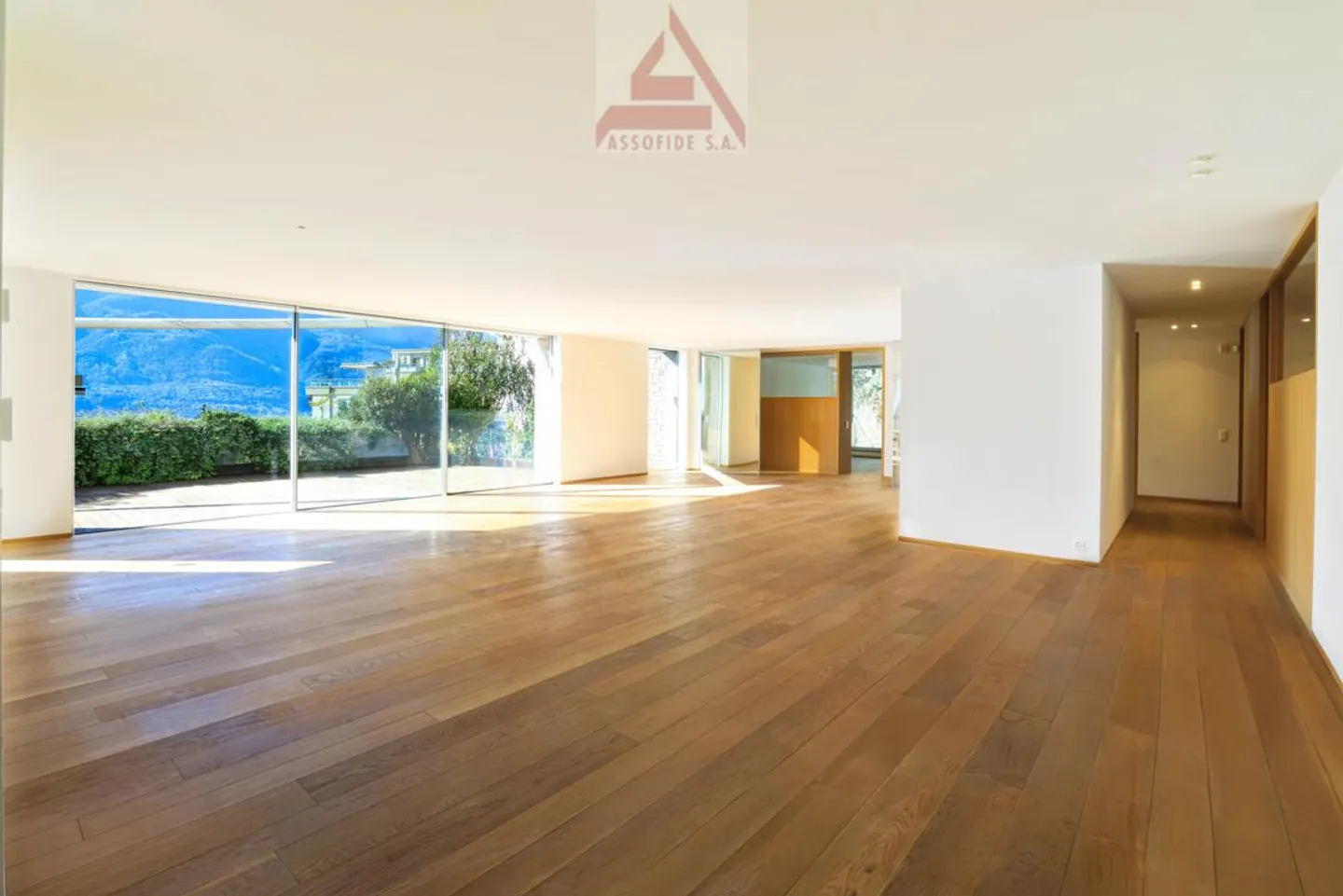 Bel appartement de 4.5 pièces - Photo 2 sur 8