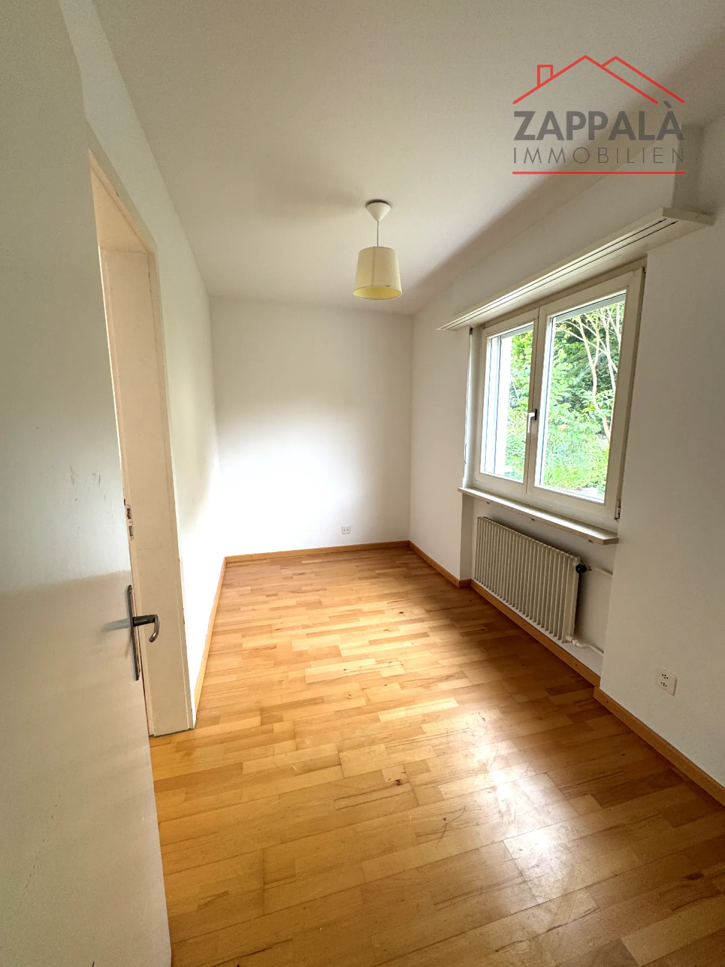 Freistehender Bungalow am Rebberg in Reinach - Wohnen mit Charme, Raum und Gartenparadies - Foto 10 von 34
