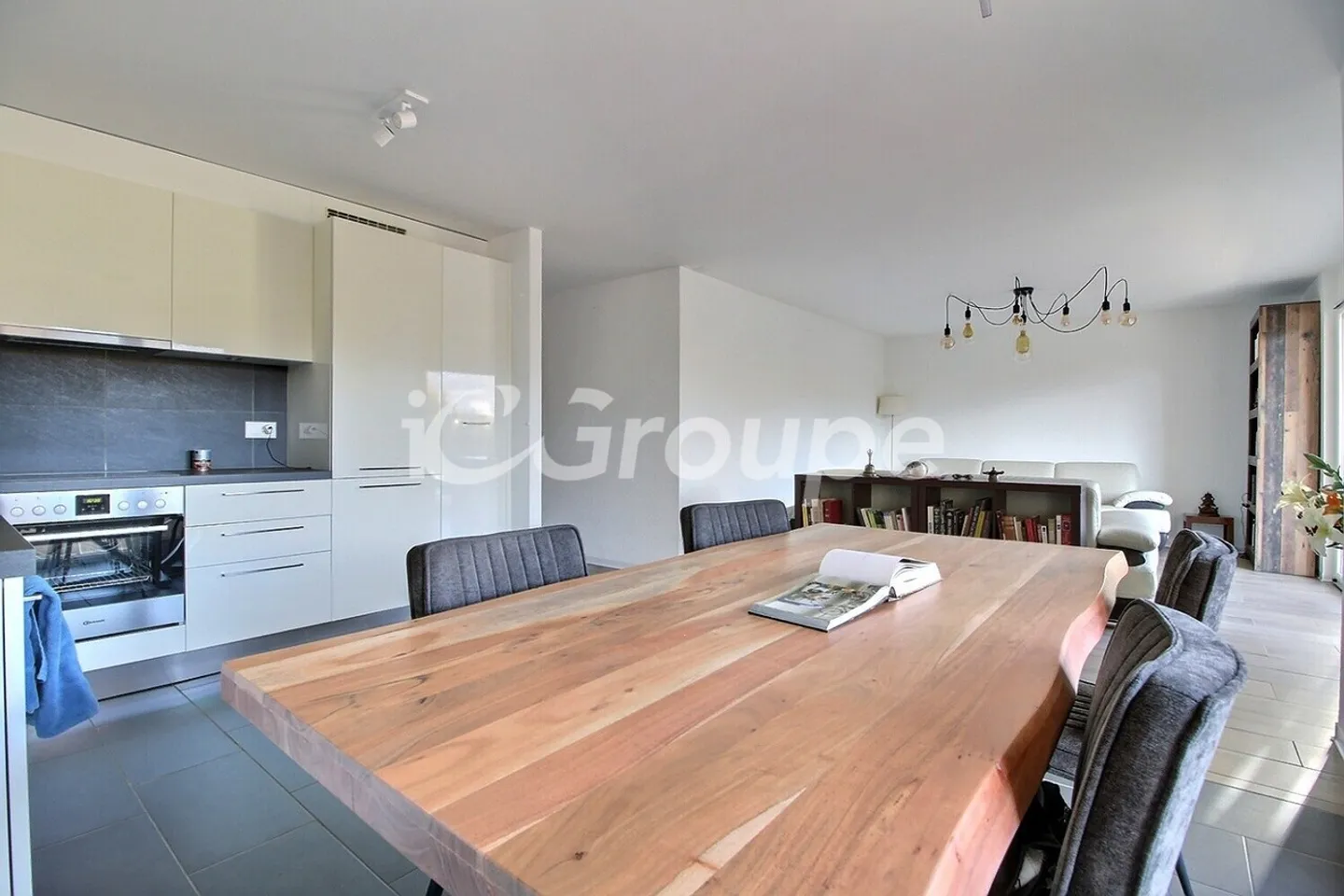 Appartamento 4.5 stanze - Foto 3 di 12