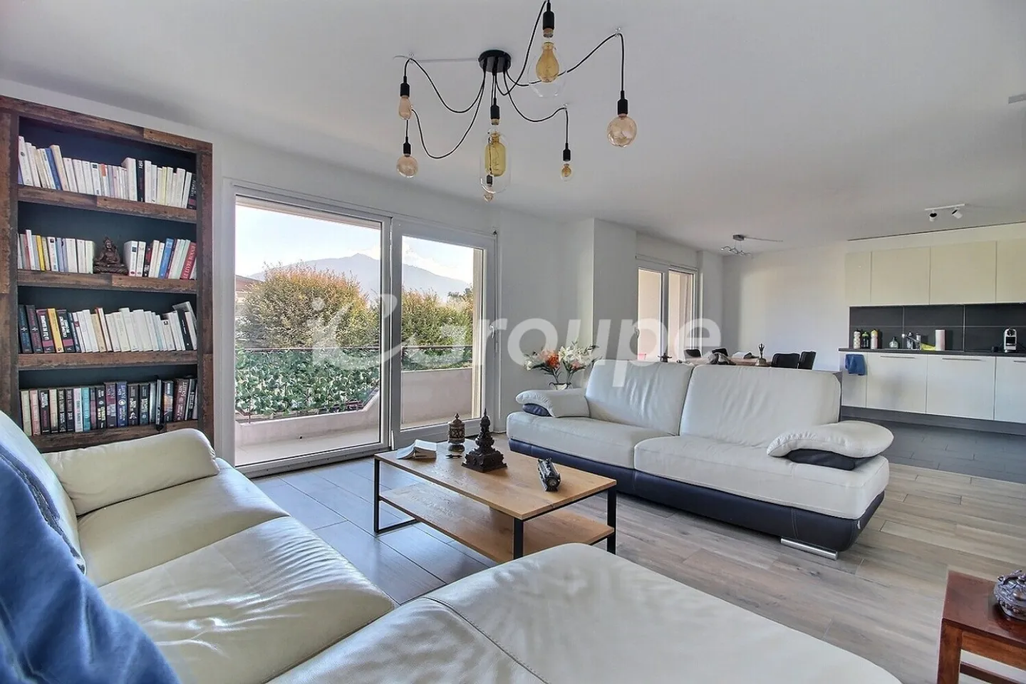 Appartamento 4.5 stanze - Foto 2 di 12