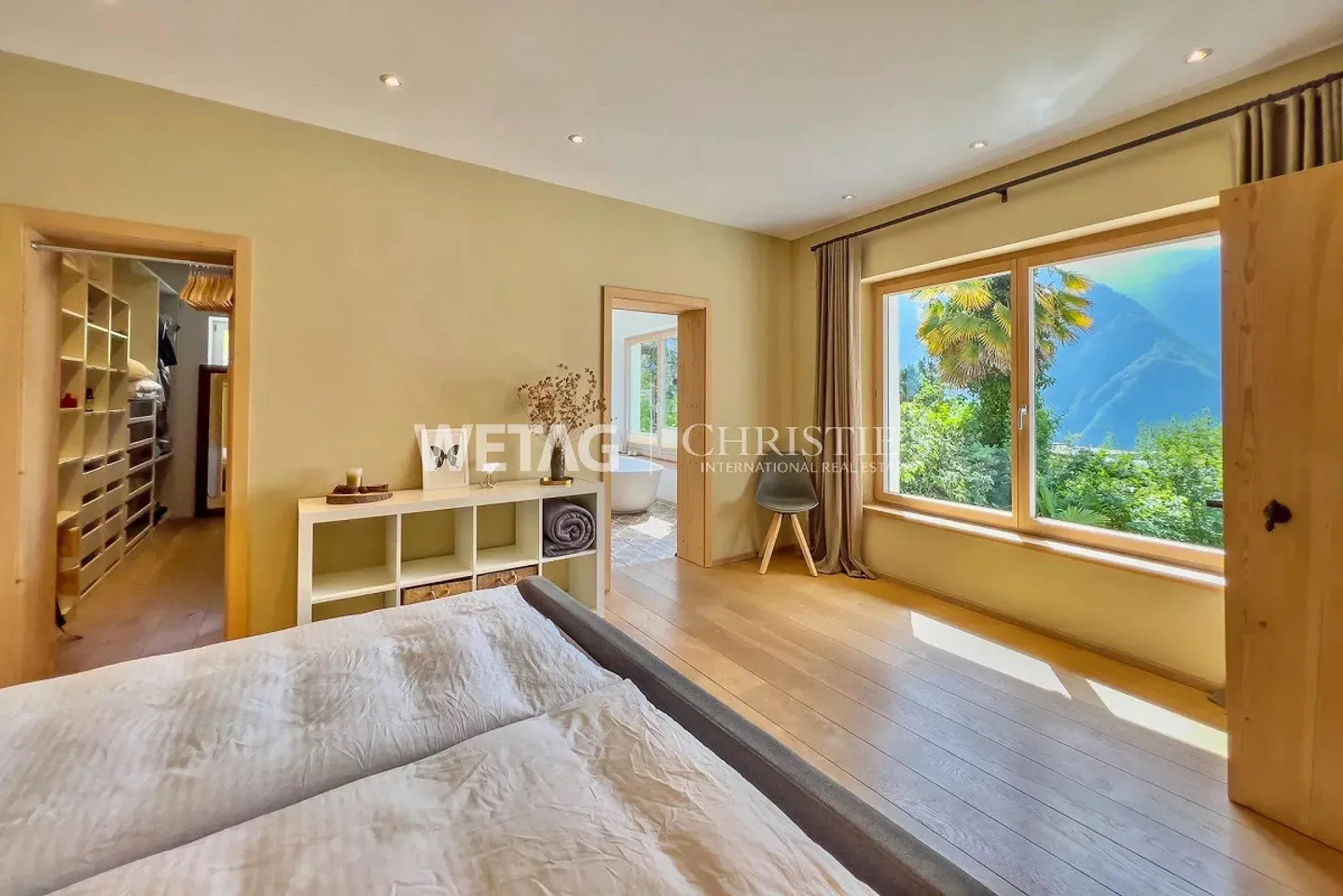 Energieeffiziente Villa in Castaneda - Foto 7 von 13