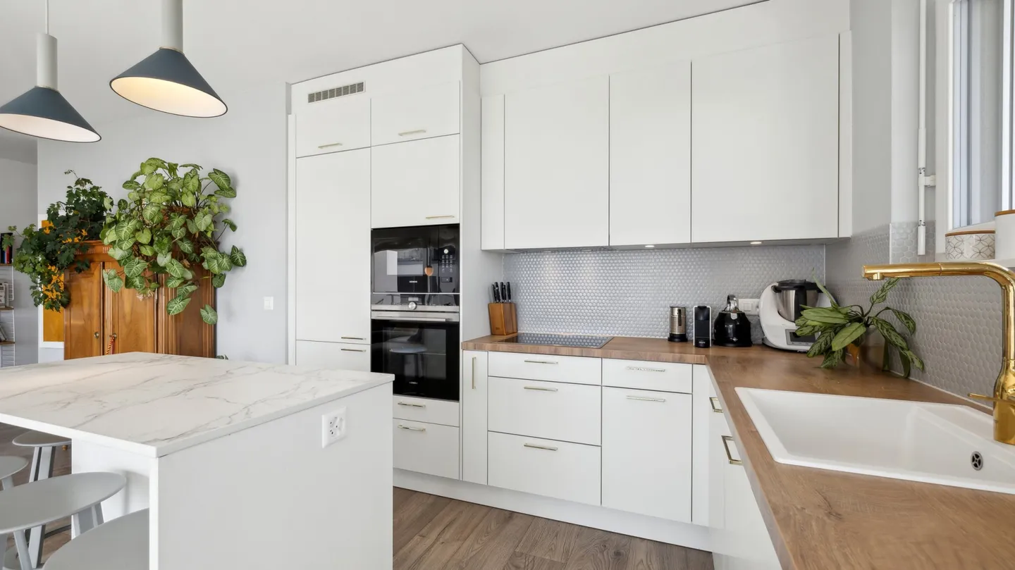 NEUEN MIETE - Wunderschöne 4,5 Zimmer mit Seeblick in Lutry - Foto 3 von 13