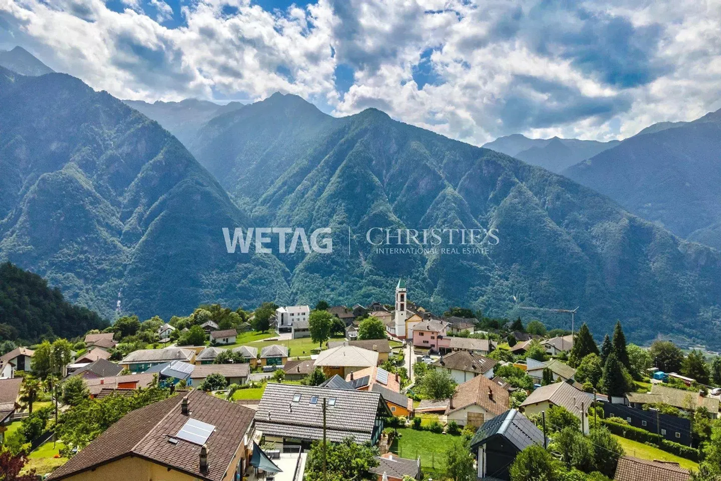 Energieeffiziente Villa in Castaneda - Foto 12 von 13