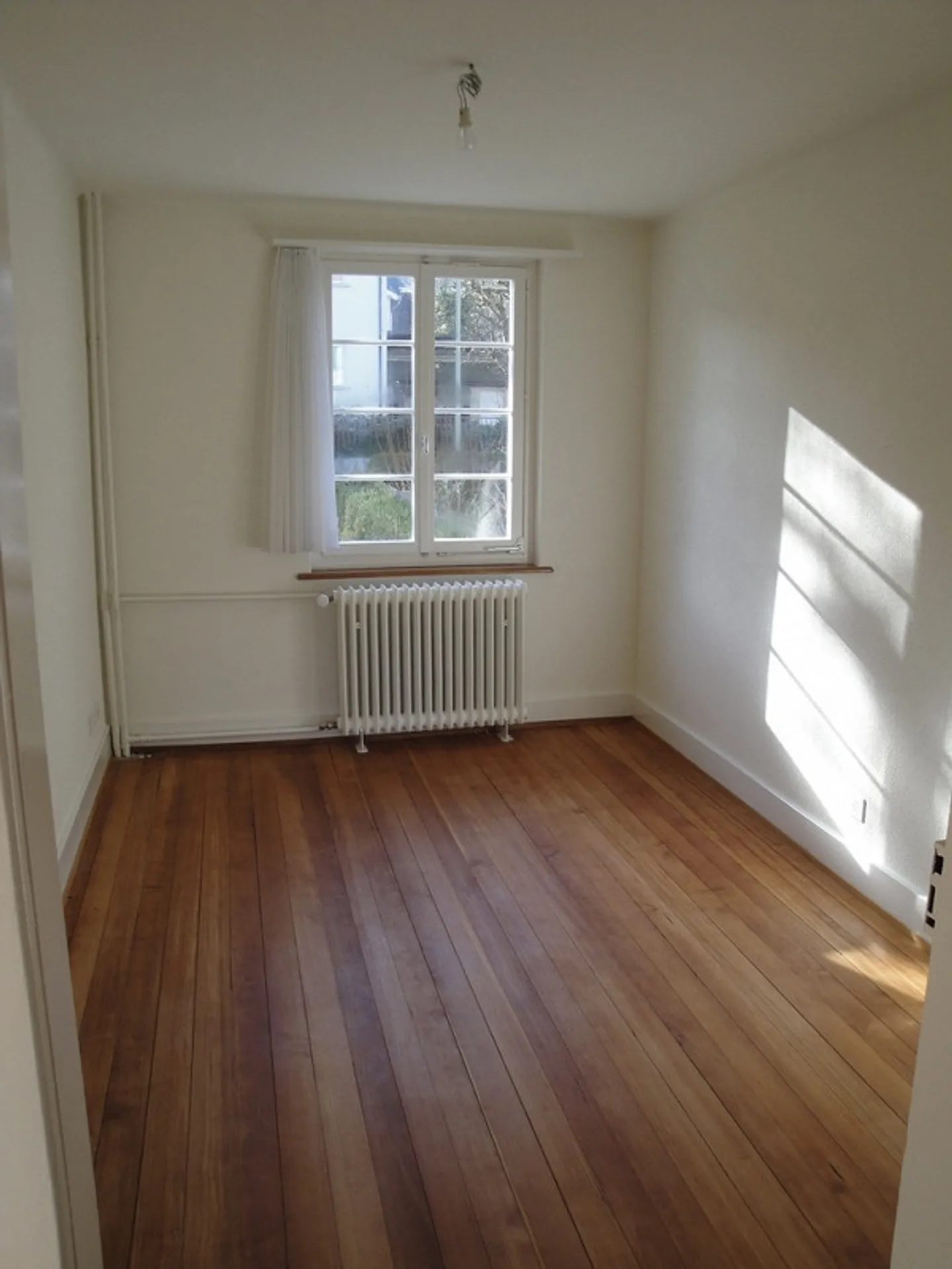 Charmantes Einfamilienhaus mit Garten - Foto 10 von 21